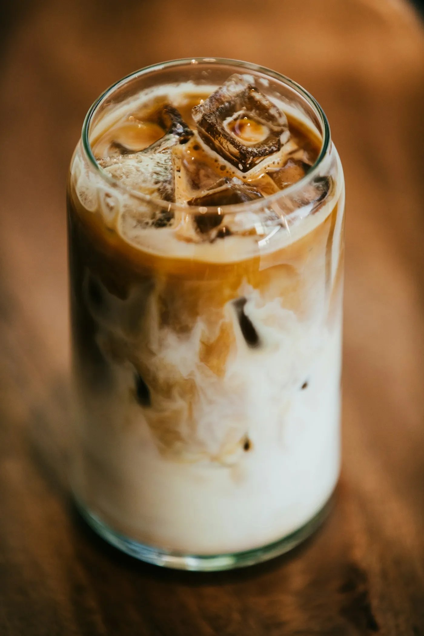 A barista preparing a café drink